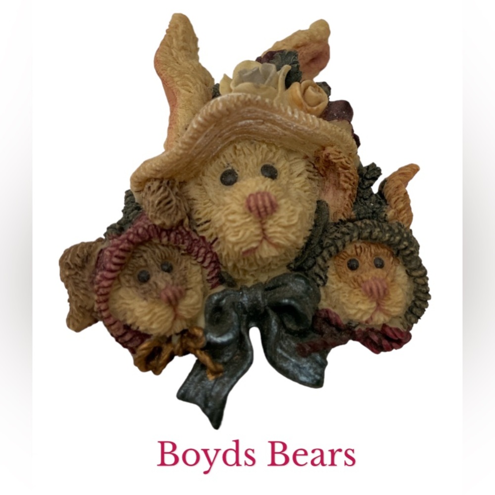 Vintage Boyds Bearwear Brooch - Mother Hare and Two Babies in Easter Hats